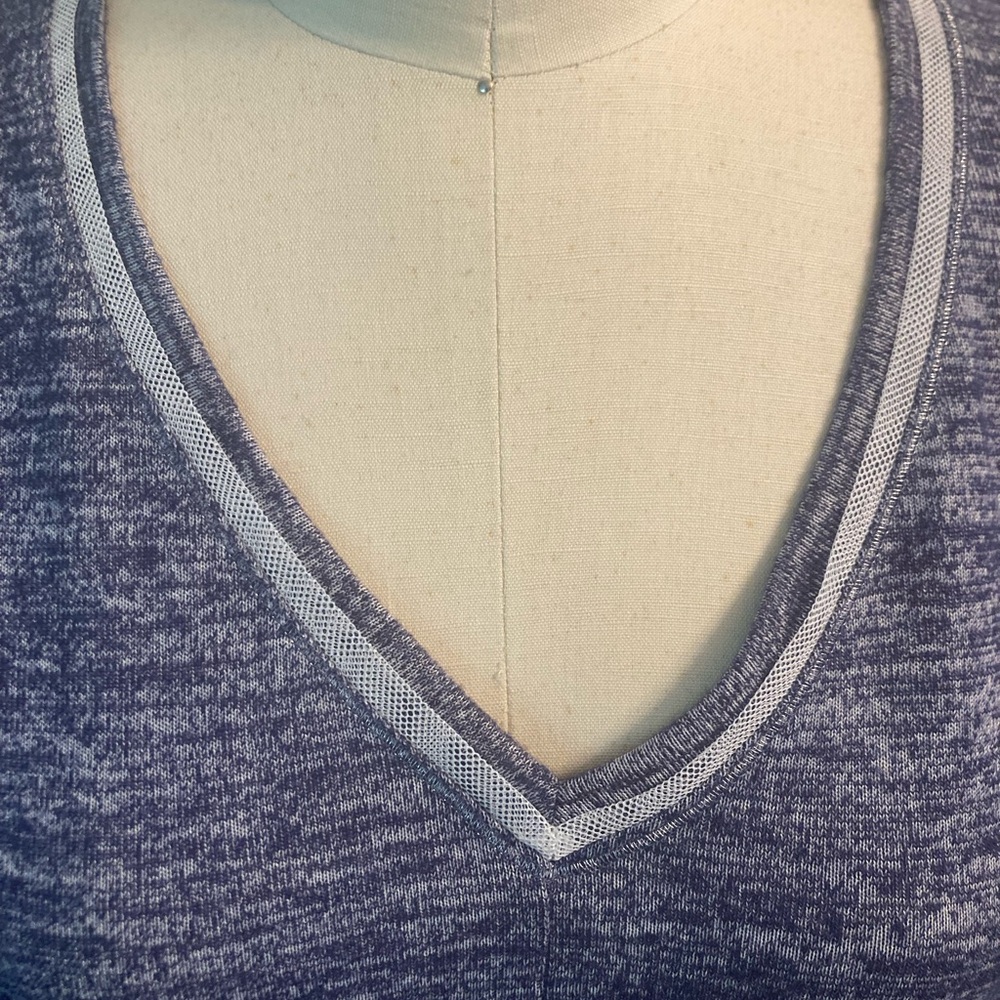 Laurie Felt LA soft dolman sleeve blue lightweight blue sweater